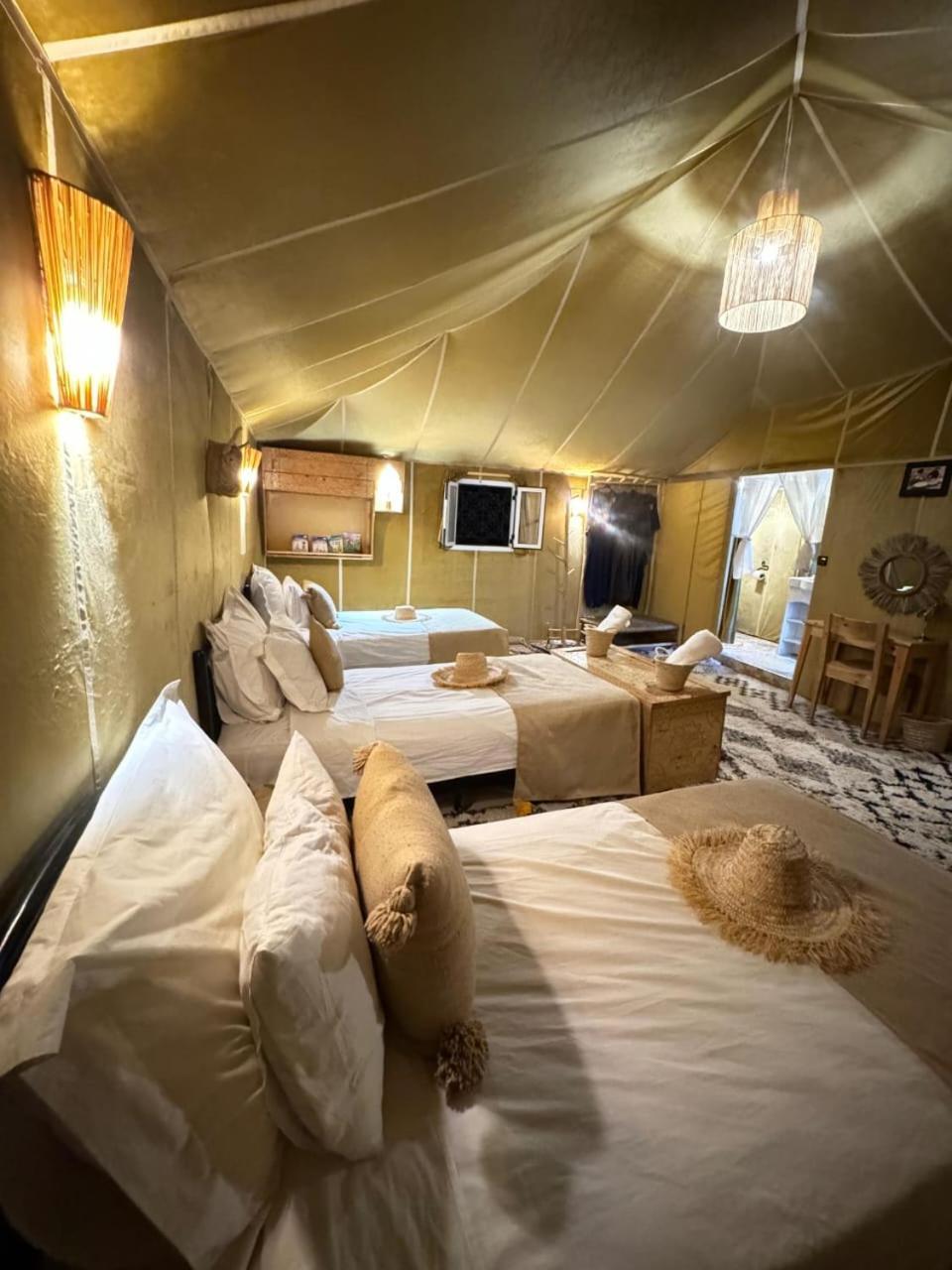 Desert Camp Camel & Sandboarding Merzouga Buitenkant foto